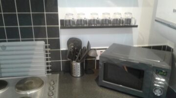 Azzule Kitchen 1
